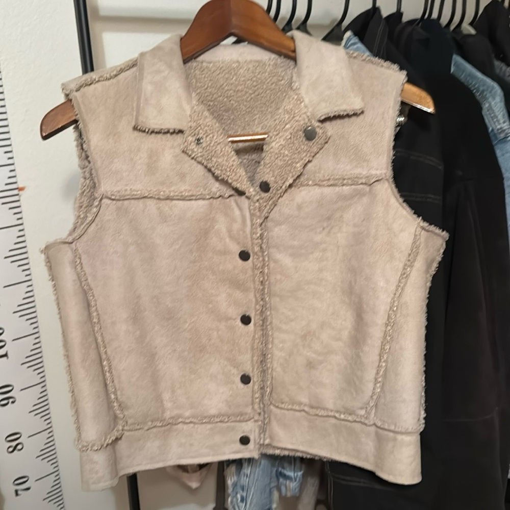 Women’s vest